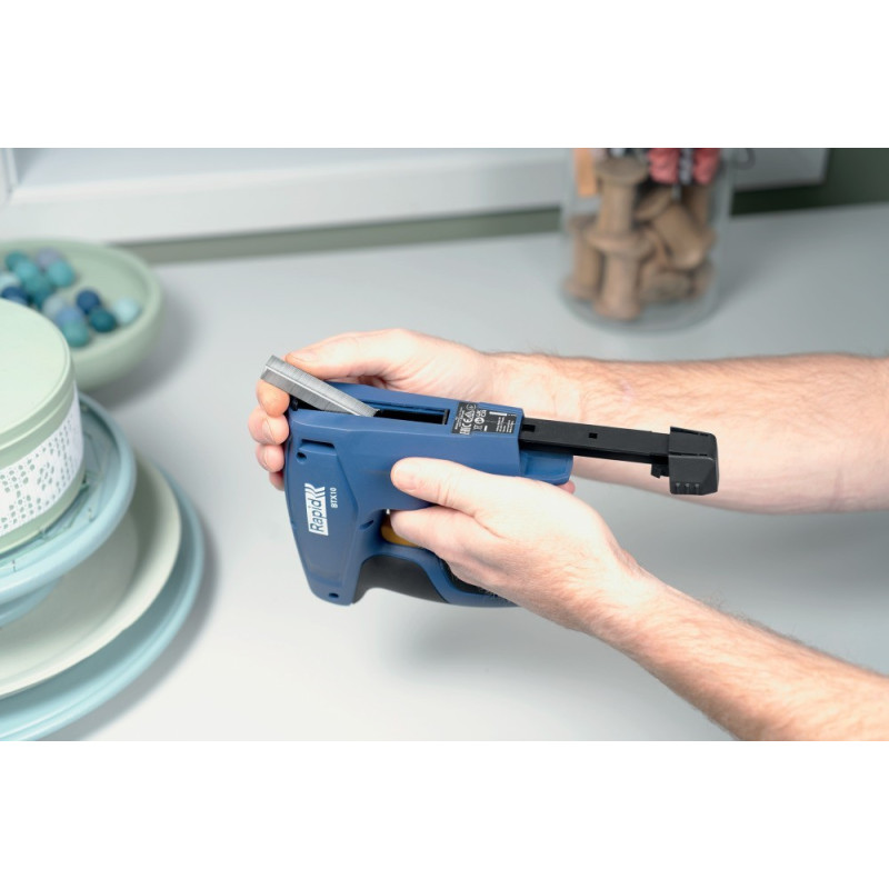 Rapid BTX10 Battery-powered Staple gun Rapid BTX10 Battery-powered Staple gun