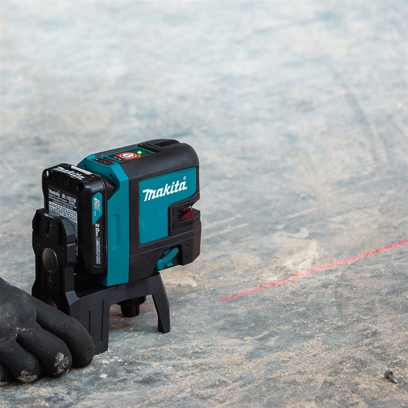 Nivelyras Makita SK106DZ 12V, raudonas Nivelyras Makita SK106DZ 12V, raudonas