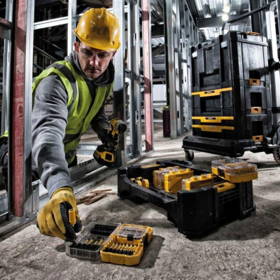 Sukimo antgalių ir grąžtų komplektas DeWalt 25 vnt Sukimo antgalių ir grąžtų komplektas DeWalt 25 vnt